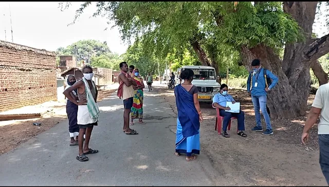 ଜ୍ବରରେ ଥରୁଛି ବୈରାଗୀହାଲୁଆର ଆଦିବାସୀ ଗାଁ, ପହଞ୍ଚିଲା ମେଡ଼ିକାଲ୍ ଟିମ୍, ୮୦ ସ୍ବାବ ସଂଗ୍ରହ