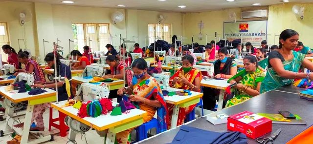 ମହିଳାଙ୍କୁ ସଶକ୍ତ କରୁଛି ୟୁଏଆଇଏଲର ପ୍ରୋଜେକ୍ଟ ସକ୍ଷମ