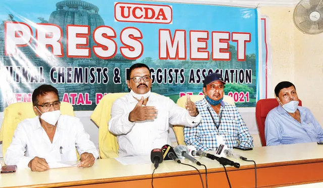 କରୋନା ଯୋଦ୍ଧା ଘୋଷଣା କରା ନଗଲେ ଔଷଧ ଦୋକାନ ଅନିର୍ଦ୍ଦିଷ୍ଟ କାଳ ବନ୍ଦ