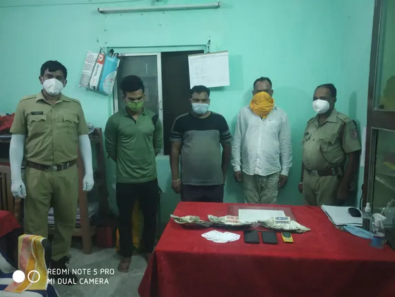 ଜୁଆ ଆଡ୍ଡା ଉପରେ ଚଢ଼ାଉ, ୩ ଅଟକ,କାର, ସ୍କୁଟି, ବାଇକ ଜବତ 