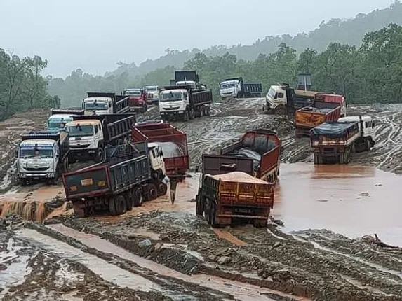 ଧୋଇଗଲା ରାଜପଥ, ଯୋଗାଯୋଗ ବିଚ୍ଛିନ୍ନ