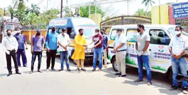 ପିସିସି ସଭାପତିଙ୍କ ପକ୍ଷରୁ ଲୋକସେବକ ମଣ୍ଡଳକୁ ଦୁଇଟି ଆମ୍ବୁଲାନ୍ସ ପ୍ରଦାନ