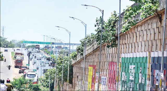 ବରମୁଣ୍ଡାରୁ ରସୁଲଗଡ଼ ସବୁ ଫ୍ଲାଏଓଭର୍‌ରେ ମାଡ଼ି ଗଲାଣି ବର ଓ ଓସ୍ତ ଗଛ: ନୂଆ ଖୋଲିଲା, ପୁରୁଣାକୁ ଭୁଲିଗଲେ