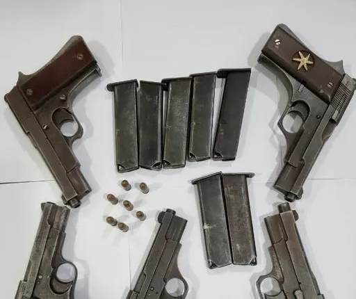 ଭଦ୍ରକର ରାଣିତାଲରୁ ଚୋରା ବନ୍ଧୁକ କାରବାର କରୁଥିବା ଦୁଇ ଅଭିଯୁକ୍ତଙ୍କୁ ଧରିଲା ଏସଟିଏଫ