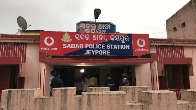 ଗଂଜେଇ ମାମଲାରେ ଧରା ପଡ଼ିଥିବା ଜଣେ ଅଭିଯୁକ୍ତ କରୋନା ସଂକ୍ରମିତ; ୨ଦିନ  ପାଇଁ ସଦର ଥାନା ସଟ୍ ଡାଉନ
