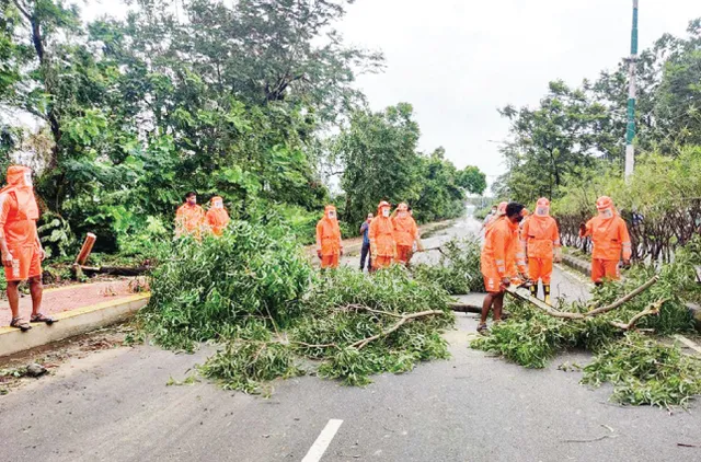 କ୍ଷୟକ୍ଷତି ନ ହୋଇ ବି ରିପୋର୍ଟରେ ୩୨ କୋଟି, ଜଗତସିଂହପୁରରେ ଅଧିକାରୀଙ୍କ ‘ୟାସ୍‌’ କ୍ଷୟକ୍ଷତି ରିପୋର୍ଟକୁ ନେଇ ଚର୍ଚ୍ଚା