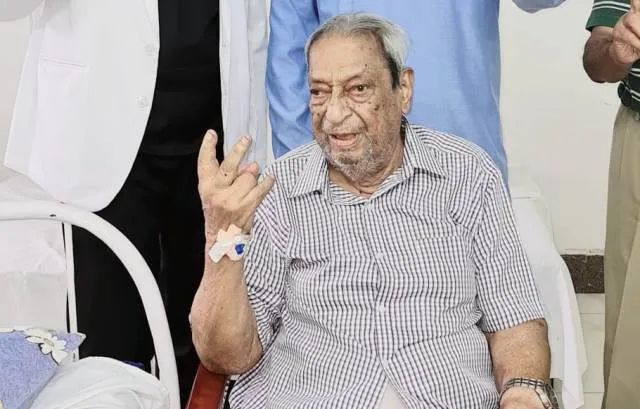 କରୋନାକୁ ହରାଇଲେ ୯୫ ବର୍ଷୀୟ ଡାକ୍ତର