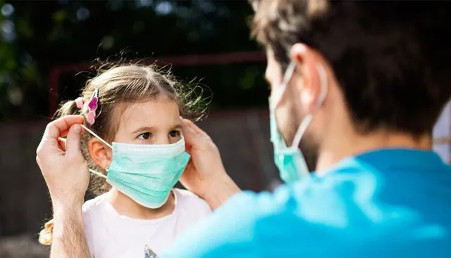 ୨ ବର୍ଷରୁ ଅଧିକ ବୟସର ପିଲା ମାସ୍କ ପିନ୍ଧନ୍ତୁ, ଥଣ୍ଡା-କାଶ ହେଉଥିଲେ ଡାକ୍ତରଙ୍କୁ ଦେଖାନ୍ତୁ