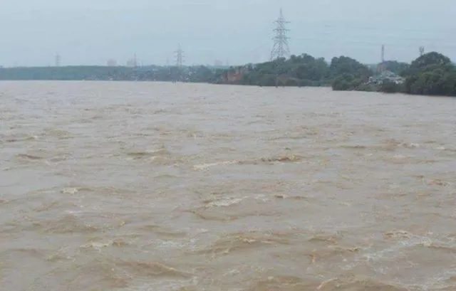 ବୈତରଣୀ, ସୁବର୍ଣ୍ଣରେଖାରେ ବନ୍ୟା; ପ୍ରଭାବିତ ହେବ ରାଜ୍ୟର ୬ ଜିଲ୍ଲା