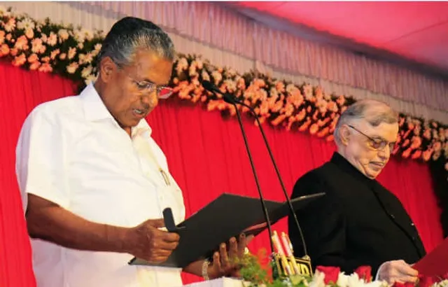 କେରଳରେ ଇତିହାସ ରଚିଲା ବାମ ମେଣ୍ଟ: ୨୦ ମନ୍ତ୍ରୀଙ୍କ ସହ ଶପଥ ନେଲେ ମୁଖ୍ୟମନ୍ତ୍ରୀ ପିନାରାୟୀ ବିଜୟନ