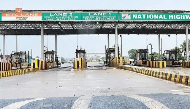 ଟୋଲଗେଟ ପାଇଁ ଆସିଲା ନୂଆ ନିୟମ: ଏଭଳି ହେଲେ ଦେବାକୁ ପଡ଼ିବନି ଶୁଳ୍କ