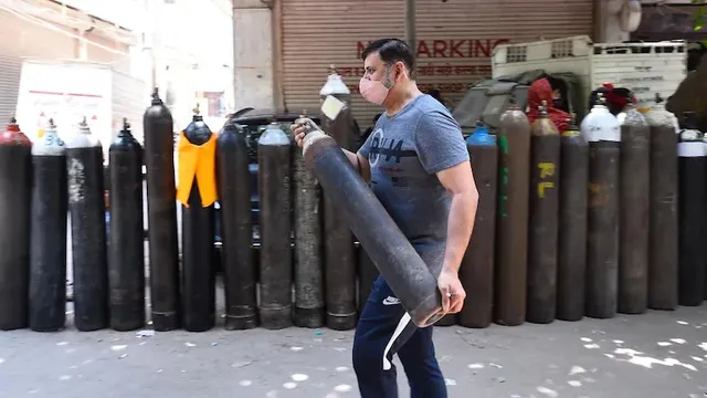 କରୋନାର ତୃତୀୟ ଲହର ପାଇଁ ପ୍ରସ୍ତୁତ ରହିବାକୁ କେନ୍ଦ୍ରକୁ କହିଲେ ସୁପ୍ରିମକୋର୍ଟ