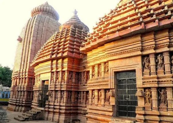 ରଘୁନାଥ ଥିଲେ ତାରାତାରିଣୀ ପୀଠ ନୂଆ ମନ୍ଦିରର ବିନ୍ଧାଣୀ, ମନ୍ଦିର ପ୍ରତିଷ୍ଠା ପୂର୍ବରୁ ଚାଲିଗଲେ