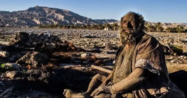 ୬୫ ବର୍ଷ ହେଲା ଗାଧୋଇନାହାନ୍ତି, ଗାଧୋଇଲେ ଆୟୁଷ କମିଯିବ ଭାବନ୍ତି ଏହି ବ୍ୟକ୍ତି