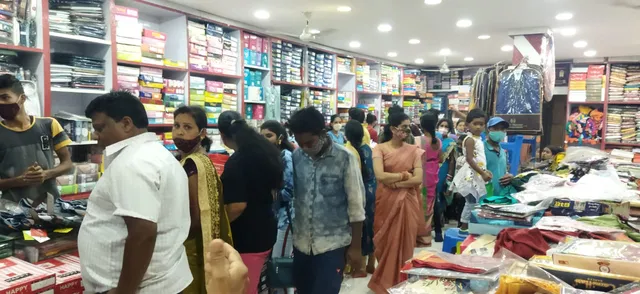 ୪ ଲୁଗା ଦୋକାନ ସିଲ, ୪୦ ହଜାର ଜୋରିମାନା