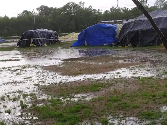 ଚାଷୀଙ୍କୁ କାଳ ହେଲା ପ୍ରାକ୍ ମୌସୁମୀ ବର୍ଷା: ମଣ୍ଡିରେ ଥିବା ଧାନ ବସ୍ତା ଭିଜିଗଲା