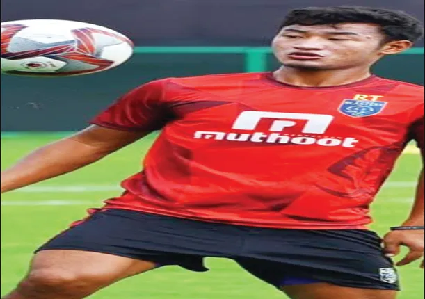 ଭାରତୀୟ ଡିଫେଣ୍ଡର ଲାଲରୁଥାରାଙ୍କ ସହ ଚୁକ୍ତି କଲା ଓଡ଼ିଶା ଏଫ୍‌ସି