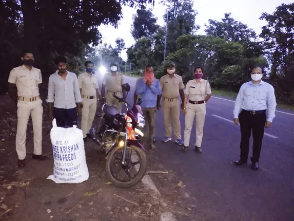 ବାଲିଗୁଡ଼ାରୁ ଭୁବନେଶ୍ୱର ବାଇକରେ ଗଞ୍ଜେଇ ଚାଲାଣ,୨ ଗିରଫ 