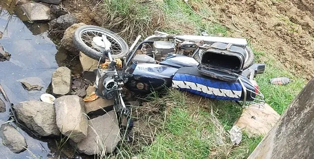 ଭାରସାମ୍ୟ ହରାଇ ବାଇକ ଦୁର୍ଘଟଣା, ଯୁବକ ମୃତ