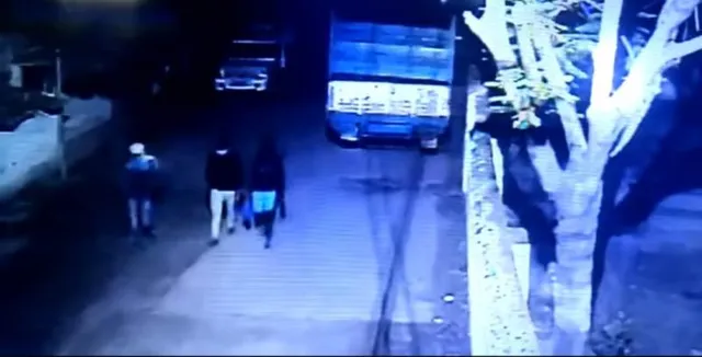 ପୁଣି ମାତିଲେ ଚୋର ଦଳ; ଭାରତ ଗ୍ୟାସରୁ ବାଇକ ଲୁଟିଲେ