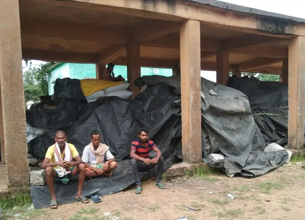 ମଣ୍ଡିରେ ପଡିରହିଛି ଶହଶହ ବସ୍ତା ଧାନ; ଟୋକନ ବାତିଲ, ଚିନ୍ତାରେ ଚାଷୀ