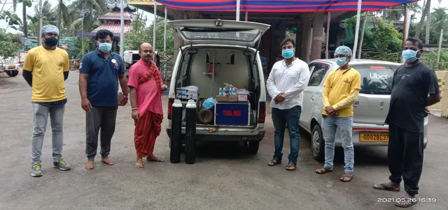 କଲ୍ କଲେ ଘରେ ପହଞ୍ଚୁଛି ଅକ୍ସିଜେନ୍ ଏକ୍ସପ୍ରେସ୍, ଅସହାୟ ରୋଗୀଙ୍କ ନିକଟରେ ପହଚାଂଉଛନ୍ତି ସଂଜିବନୀ