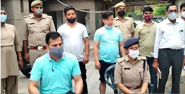 ଅନଲାଇନ ଚାଲୁଥିଲା ଦେହ ବ୍ୟବସାୟ, ଗ୍ରାହକ ହୋଇ ପୁଲିସ କଲା ପର୍ଦାଫାସ