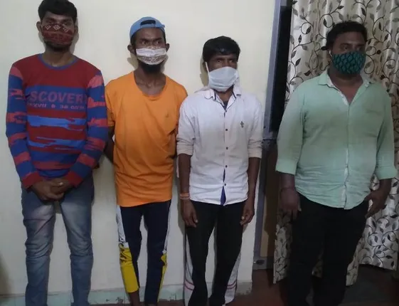 ଝାରସୁଗୁଡ଼ା କୋଭିଡ୍‌ ହସ୍‌ପିଟାଲ୍‌: ଶବ ଦେହରୁ ସୁନାମାଳି ଲୁଟ୍‌, ୪ ଗିରଫ