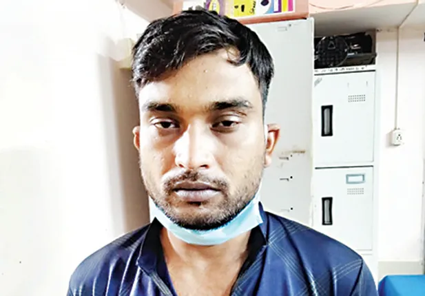 ଭୁବନେଶ୍ବରରୁ କଲେଜ ଛାତ୍ରୀଙ୍କୁ ନେଇ ଭାପୁର ଜଙ୍ଗଲରେ ଗଣଦୁଷ୍କର୍ମ ମାମଲା: ୭ ବର୍ଷ ପରେ ଧରାପଡ଼ିଲା ଦୁଷ୍କର୍ମ ଅଭିଯୁକ୍ତ