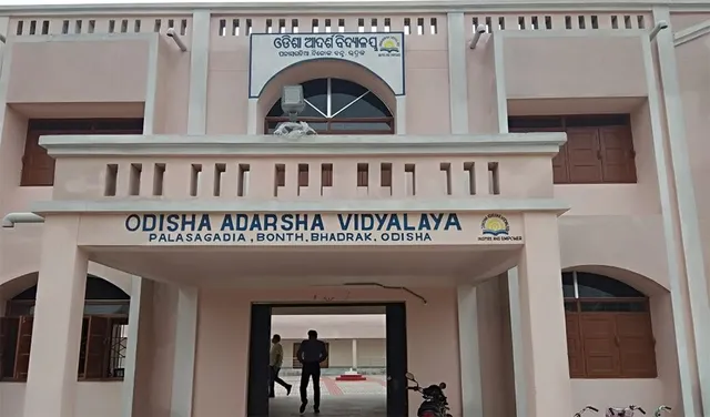 ଆଦର୍ଶ ବିଦ୍ୟାଳୟ ନିର୍ମାଣ କାର୍ଯ୍ୟର ସମୀକ୍ଷା, ୨୦୨୨ ସୁଦ୍ଧା ସରିବ କାମ