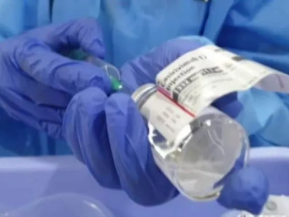 ୪୦ଜଣ ରୋଗୀଙ୍କୁ ‘ଆଣ୍ଟିବଡି କକ୍‌ଟେଲ୍‌’ ଚିକିତ୍ସା କରିଥିବା ହାଇଦ୍ରାବାଦ ଡାକ୍ତର କହିଲେ, ୨୪ ଘଣ୍ଟାରେ ସବୁ ଲକ୍ଷଣ ଉଭେଇ ଯାଉଛି