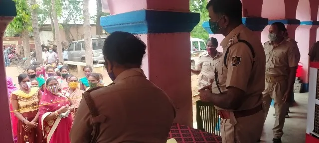 ମଦ ବିରୋଧରେ ଅଣ୍ଟା ଭିଡ଼ିଲେ ମହିଳା, ବିନିକା ଥାନାରେ ଲିଖିତ ଅଭିଯୋଗ କଲେ