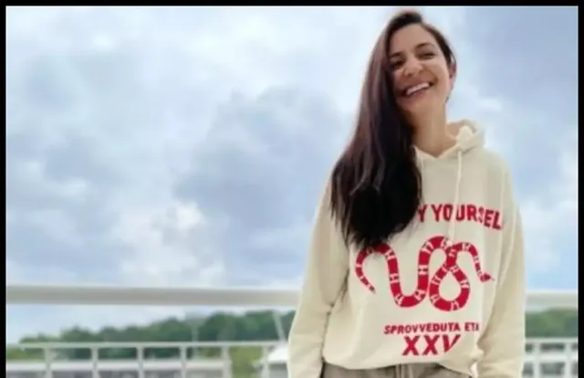 ସାଉଥମ୍ପଟନ୍‌ରେ ଝଲକ ଛାଡ଼ିଲେ ଅନୁଷ୍କା