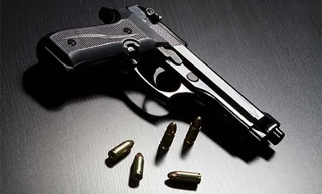 ଦେଶୀ ବନ୍ଧୁକ ତିଆରି ଆଡ଼ା ଠାବ, ମହିଳାଙ୍କ ସମେତ ୨ ଅଟକ