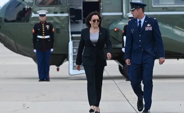 ବୈଷୟିକ ତ୍ରୁଟି ହେତୁ ଫେରି ଆସିବାକୁ ବାଧ୍ୟ ହେଲା କମଳା ହାରିସ୍‌ଙ୍କୁ ନେଇ ଯାଉଥିବା ବିମାନ ‘ଏୟାର୍‌ ଫୋର୍ସ ଟୁ’