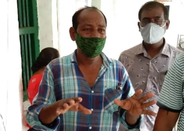 ପୁଅ ପାଇଁ ୪ ବର୍ଷ ହେଲା ନିତି ଥାନାକୁ ଧାଉଁଥିଲେ ବାପା