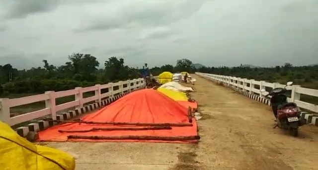 ବିଭିନ୍ନ ଧାନ ମଣ୍ଡି ବୁଲି ଅନୁଧ୍ୟାନ କଲା ଜିଲ୍ଲା କୃଷକ ମୋର୍ଚ୍ଚା