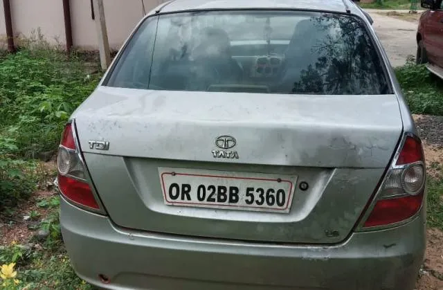 ଗଞ୍ଜେଇ ସହ କାର୍‌ ଜବତ, ୨ ଗିରଫ