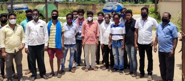 ଠିକା କର୍ମଚାରୀଙ୍କୁ ନିୟମିତ କରିବାକୁ ଦାବିପତ୍ର