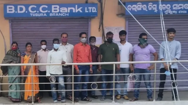 ତୁଷୁରା ଡାକ୍ତରଖାନାକୁ ଗୋଷ୍ଠୀ ସ୍ବାସ୍ଥ୍ୟକେନ୍ଦ୍ର ମାନ୍ୟତା ଦାବି, ୟୁଥ ଏକ୍ସନ କମିଟି ଡାକରାରେ ସବୁ ସରକାରୀ ଅଫିସ ବନ୍ଦ