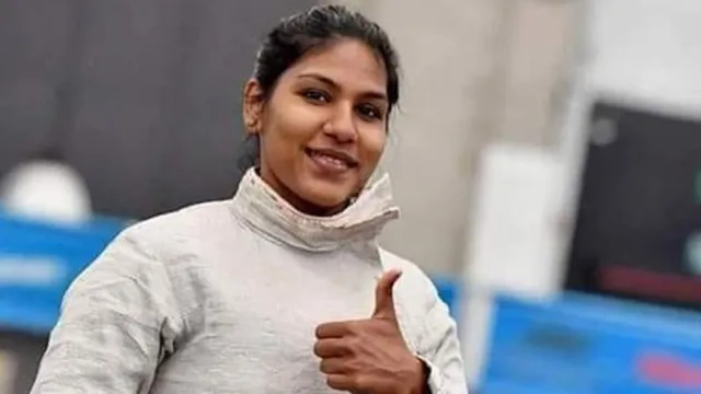 ଅଲିମ୍ପିକ୍ସ୍‌‌ ତରବାରି ଚାଳନାର ପ୍ରଥମ ରାଉଣ୍ଡ୍‌ରେ ବିଜୟିନୀ ହୋଇ ଭାରତ ପାଇଁ ପ୍ରଥମ ଗୌରବ ଆଣିଲେ ଭବାନୀ ଦେବୀ