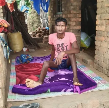 ରକ୍ତକର୍କଟ ରୋଗୀଙ୍କ ଚିକିତ୍ସାରେ ଅର୍ଥ ସାଜିଛି ପ୍ରତିବନ୍ଧକ