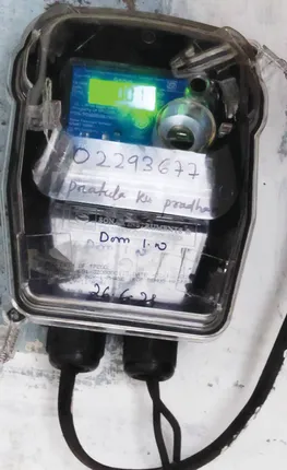 ଗ୍ରାହକଙ୍କ ଘରେ ଜୋରଜବରଦସ୍ତ ବସାଯାଉଛି ନୂଆ ବିଦ୍ୟୁତ ମିଟର, ଦୁଇ ଗୁଣ ଅଧିକ ଦରକୁ ବିରୋଧ କଲେ ମିଳୁଛି କାର୍ଯ୍ୟାନୁଷ୍ଠାନ ଧମକ