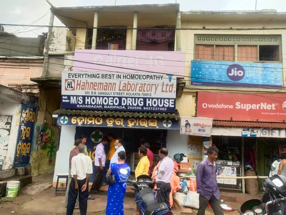 ଥାନା ଆଗରୁ ଚୋରି