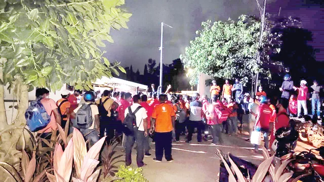 ଅର୍ଡର ବିଳମ୍ବକୁ ନେଇ ରେସ୍ତୋରାଁରେ ଉତ୍ତେଜନା