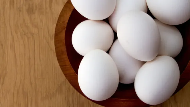 ଅଙ୍ଗନବାଡ଼ିରେ ‘ଅଣ୍ଡା’ କାଣ୍ଟ୍‌ଛାଣ୍ଟ୍‌: ଅନୁଗୁଳ ଜିଲ୍ଲାରେ ମାଗଣା ଅଣ୍ଡା ପାଉଥିବା ହିିତାଧିକାରୀ ଲକ୍ଷେ