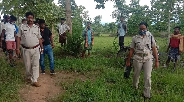 ଜଙ୍ଗଲରେ ଶ୍ରମିକଙ୍କ ସନ୍ଦେହଜନକ ମୃତ୍ୟୁ, ହତ୍ୟା ଅଭିଯୋଗ ଆଣିଲେ ପୁଅ