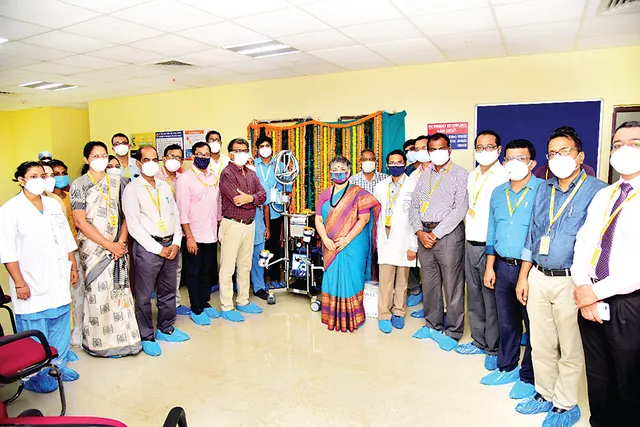 ଏମ୍ସ ପ୍ରତିଷ୍ଠା ଦିବସରେ ଉଦ୍‌ଘାଟିତ ହେଲା ଏକ୍‌ମୋ ମେସିନ