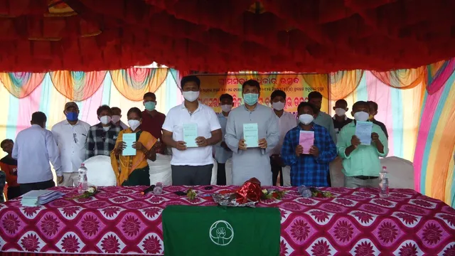 ଓଡ଼ିଶାରେ ପ୍ରଥମ: ଗ୍ରାମସଭା ଟ୍ରାନ୍‌ଜିଟ ପର୍‌ମିଟ୍‌ରେ କେନ୍ଦୁପତ୍ର ଚାଲାଣ