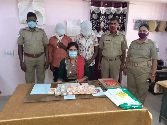 ଡିକି ତାଡ଼ି ଲୁଟ୍‌ ଘଟଣା: ଦୁଇ ଗିରଫ, ୨.୬୯ଲକ୍ଷ ଜବତ